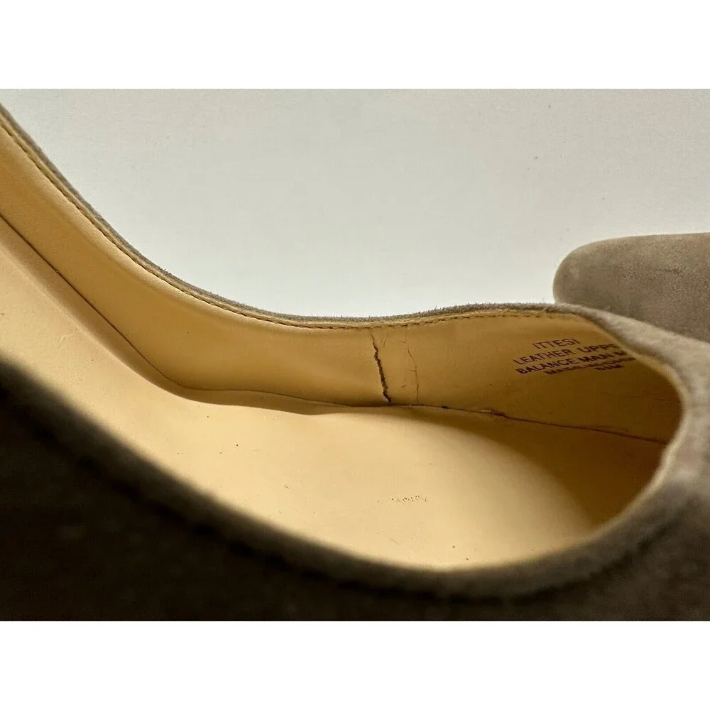 Ivanka Trump Tessi women size 8.5 taupe khaki suede & leather pump platform heel